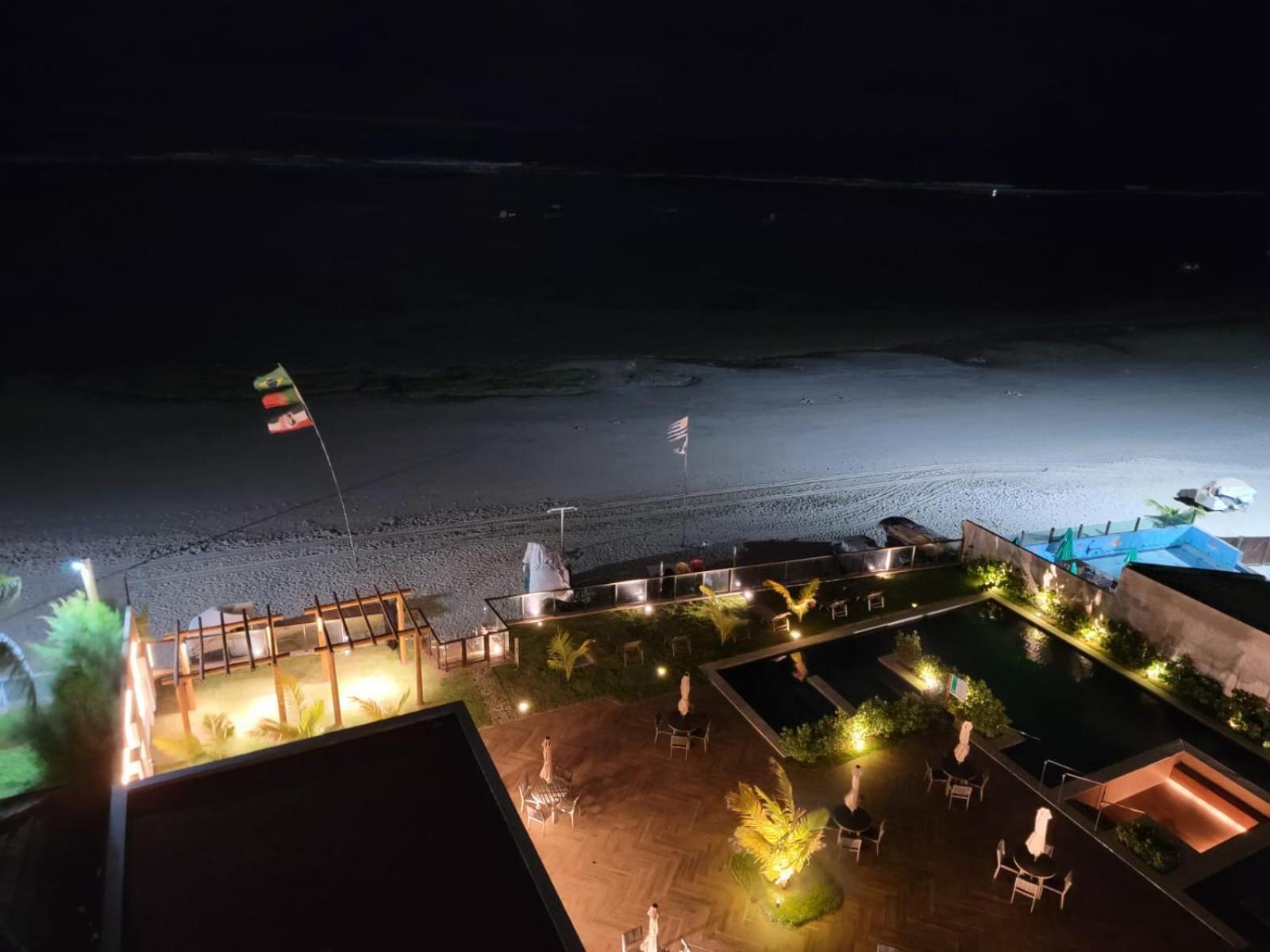 Apartamento Mirante - Em Frente As Piscinas Naturais