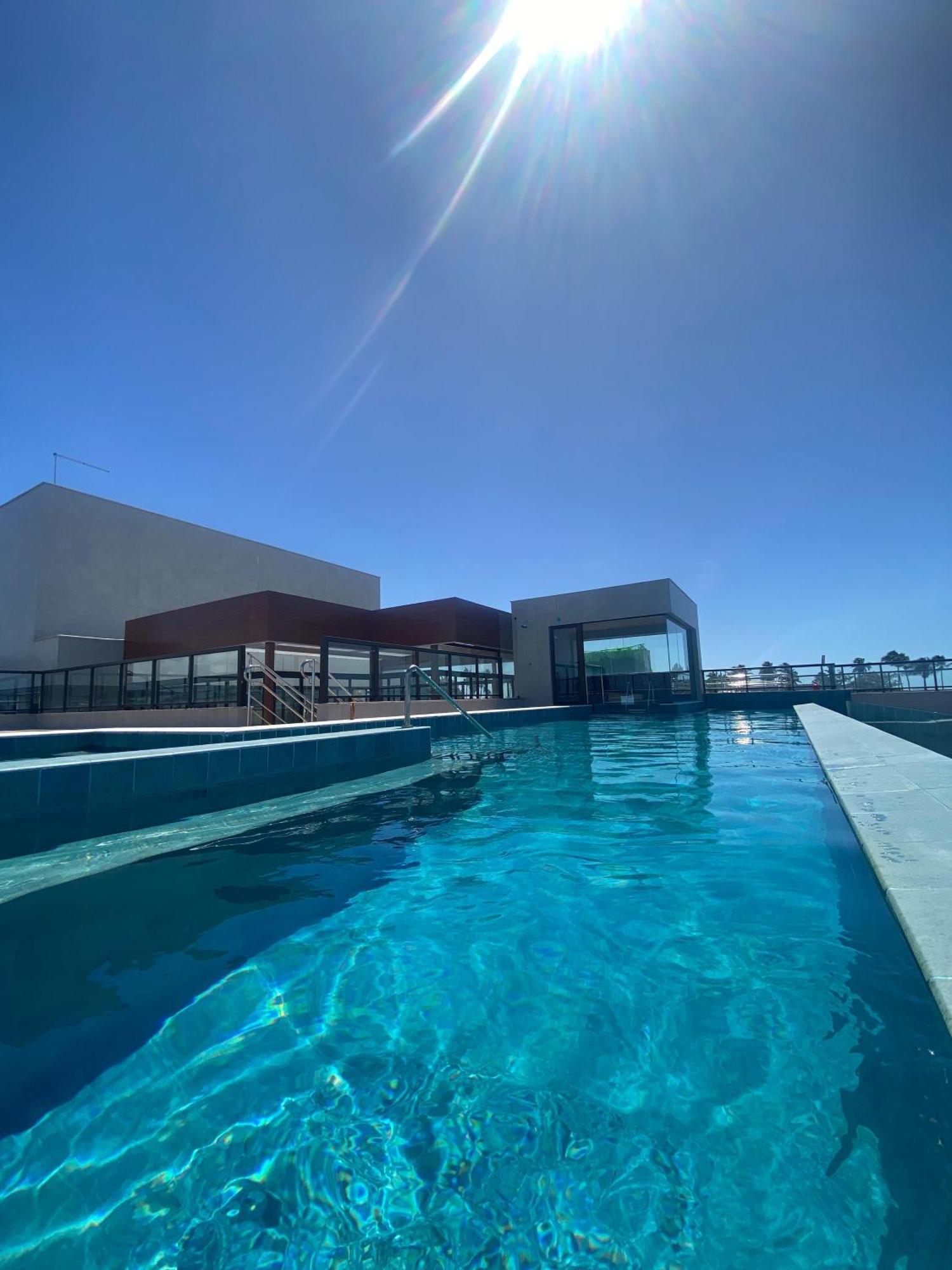 Mirante - Em Frente As Piscinas Naturais Apartamento *